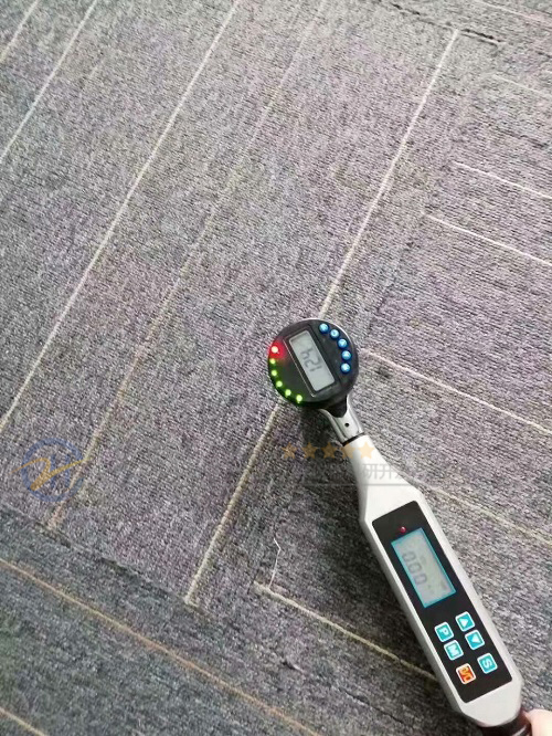 数显扭力扳手