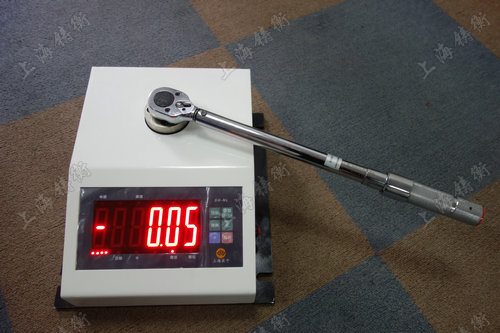 便携式扭力扳手检定器