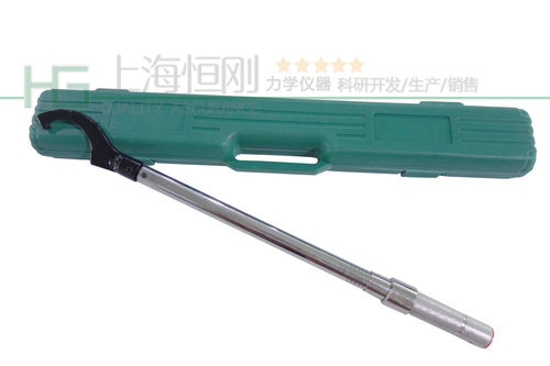 拆卸轮胎的扭力扳手