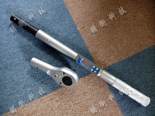 数显扭力扳手图片