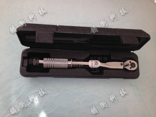 可调式扭矩扳手图片